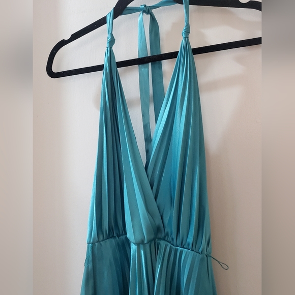 Aqua blue green satin pleated party dress, XS, halter, backless, Lillie Rubin - Picture 3 of 10